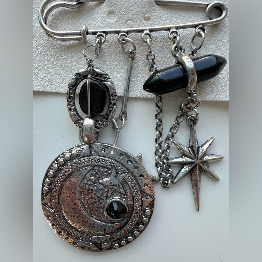 Free People carry on dangle pin Silver Celestial Charm Brooch - Picture 4 of 5